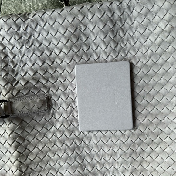 Authentic Bottega Veneta Bag Lavender Grey - Picture 6 of 15